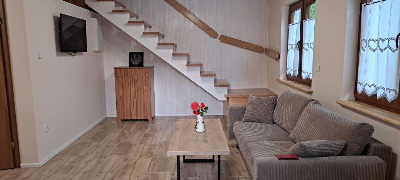 Caloroczny Nad Stawem Apartment
