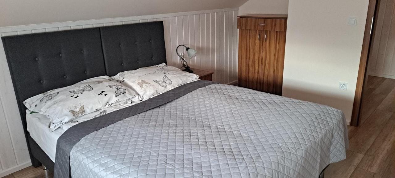 Caloroczny Nad Stawem Apartment Powidz (Slupca)